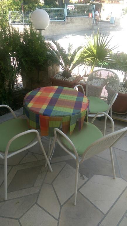 Appartamento Kuca Skrabic Baška Voda Esterno foto